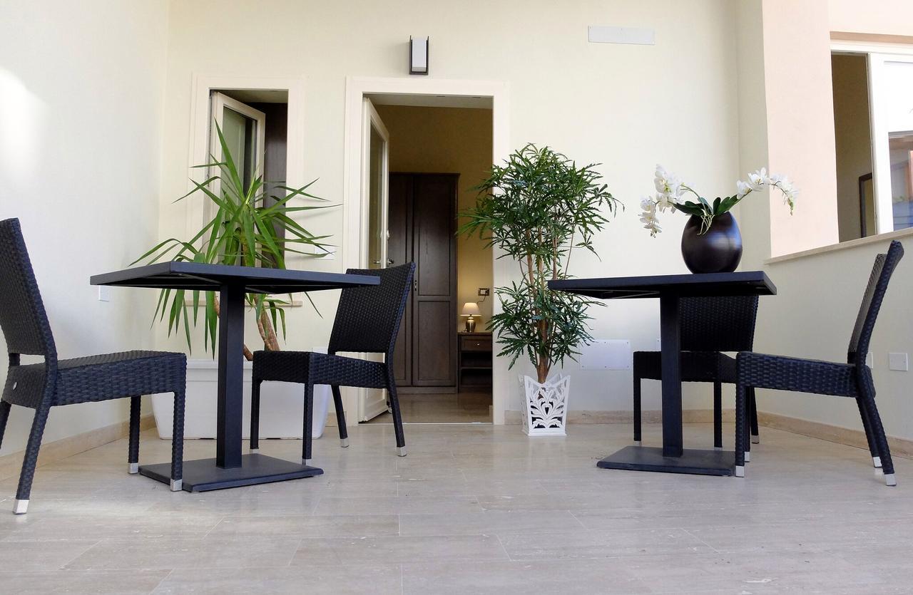Eos Room And Breakfast Iglesias Bagian luar foto